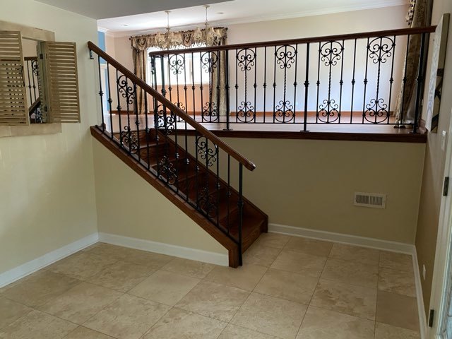 473 N Edgewood Avenue, Wood Dale, IL 60191