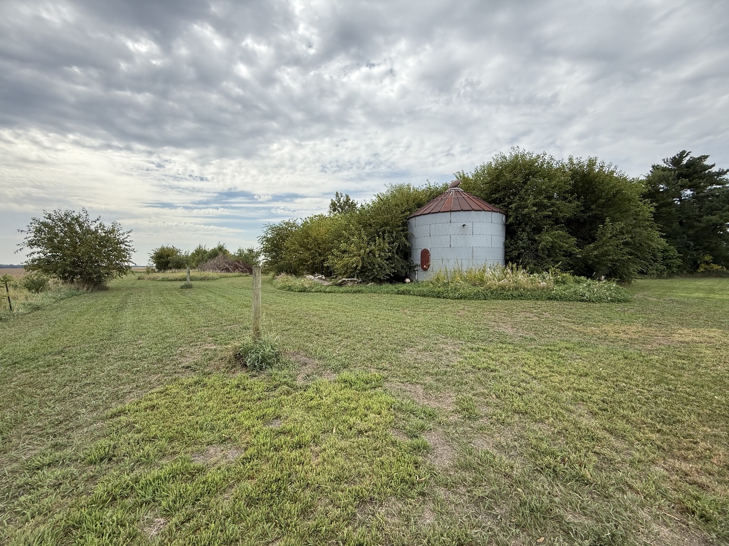 663 1525 East Street, Bradford, IL 61421