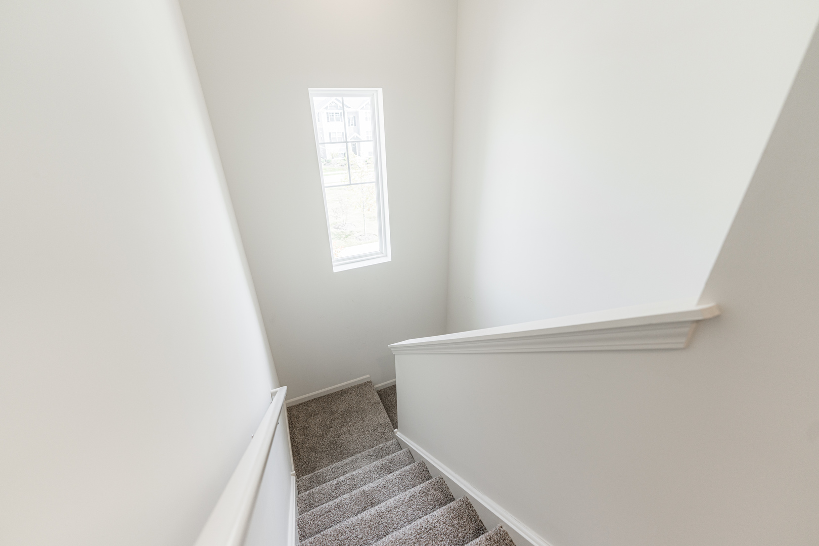 2016 Yellowstone Boulevard, Mundelein, IL 60060