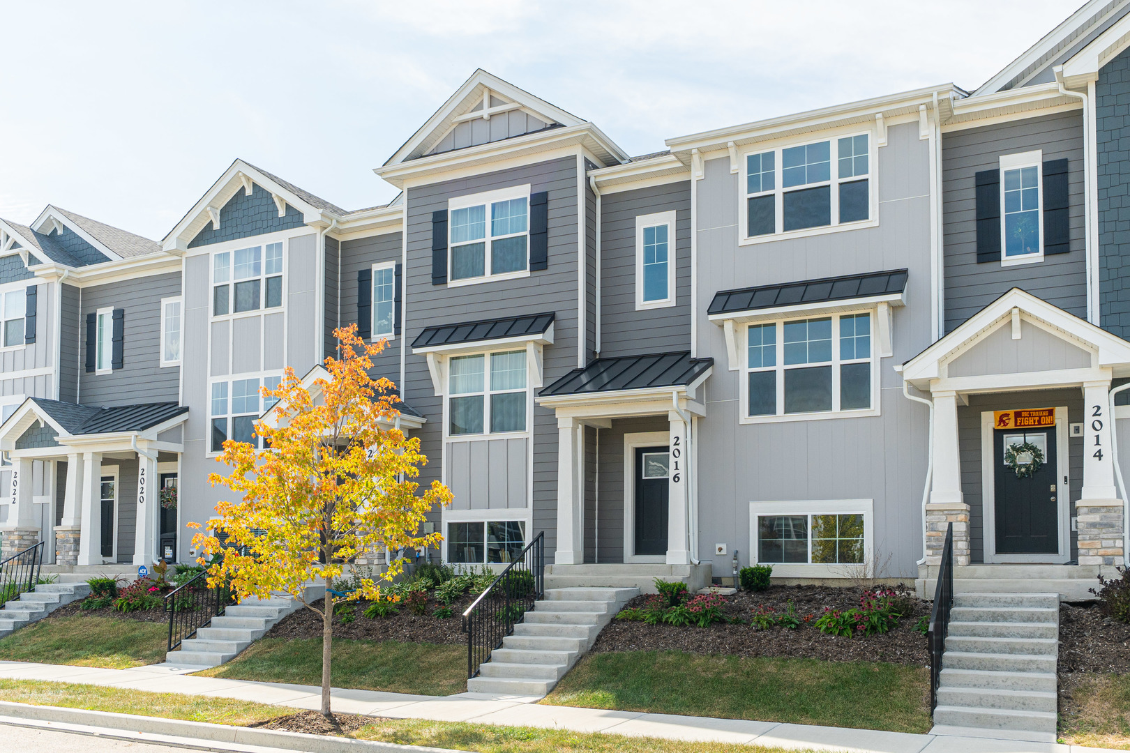 2016 Yellowstone Boulevard, Mundelein, IL 60060