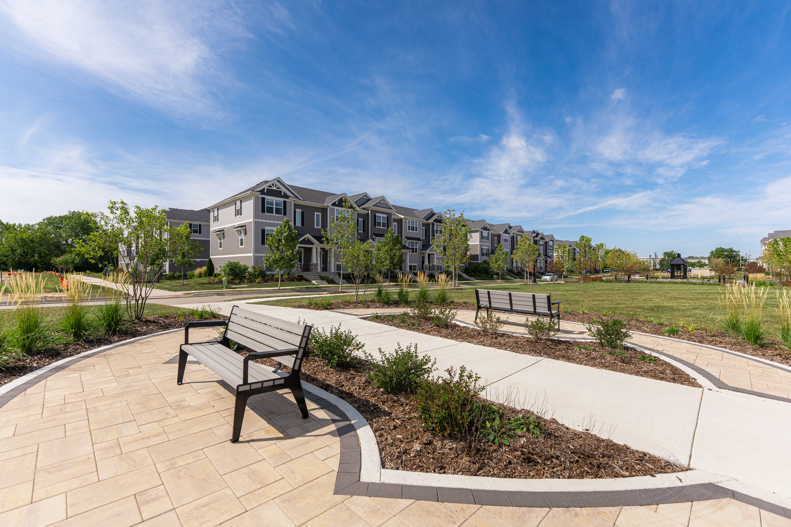 2016 Yellowstone Boulevard, Mundelein, IL 60060