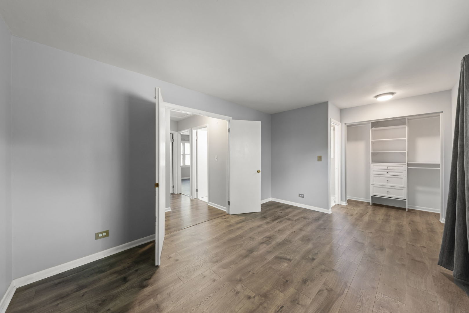8119 Leawood Lane, Woodridge, IL 60517
