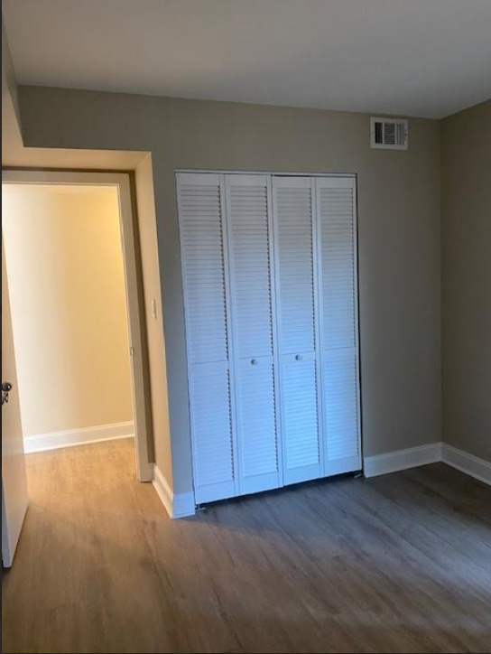 6186 Pinewood Court #102, Willowbrook, IL 60527