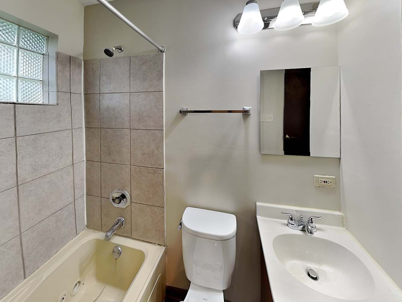 16400 Sherwood Drive, Orland Park, IL 60462