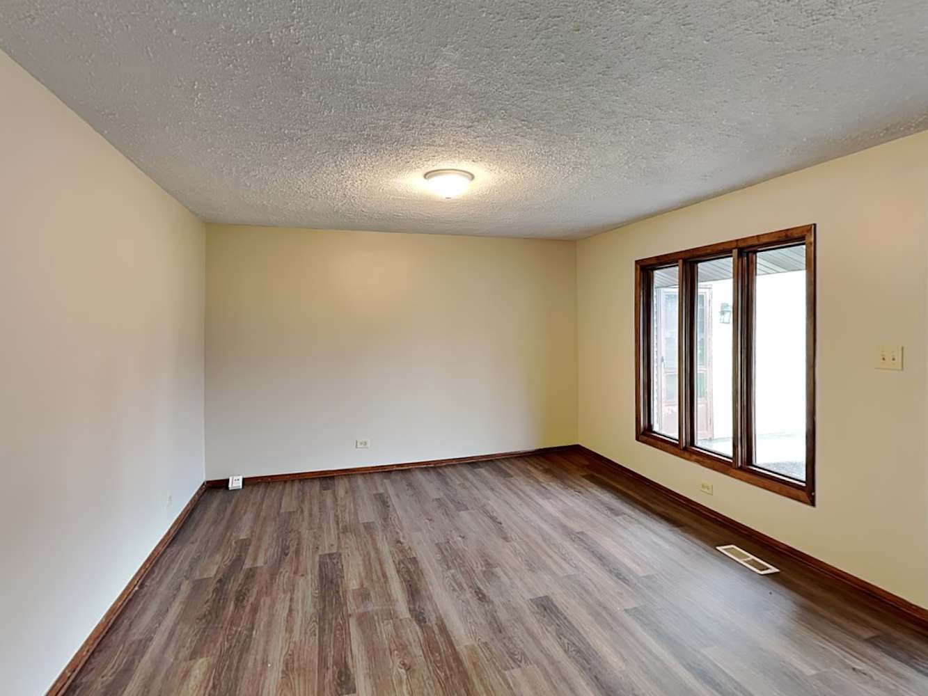 16400 Sherwood Drive, Orland Park, IL 60462