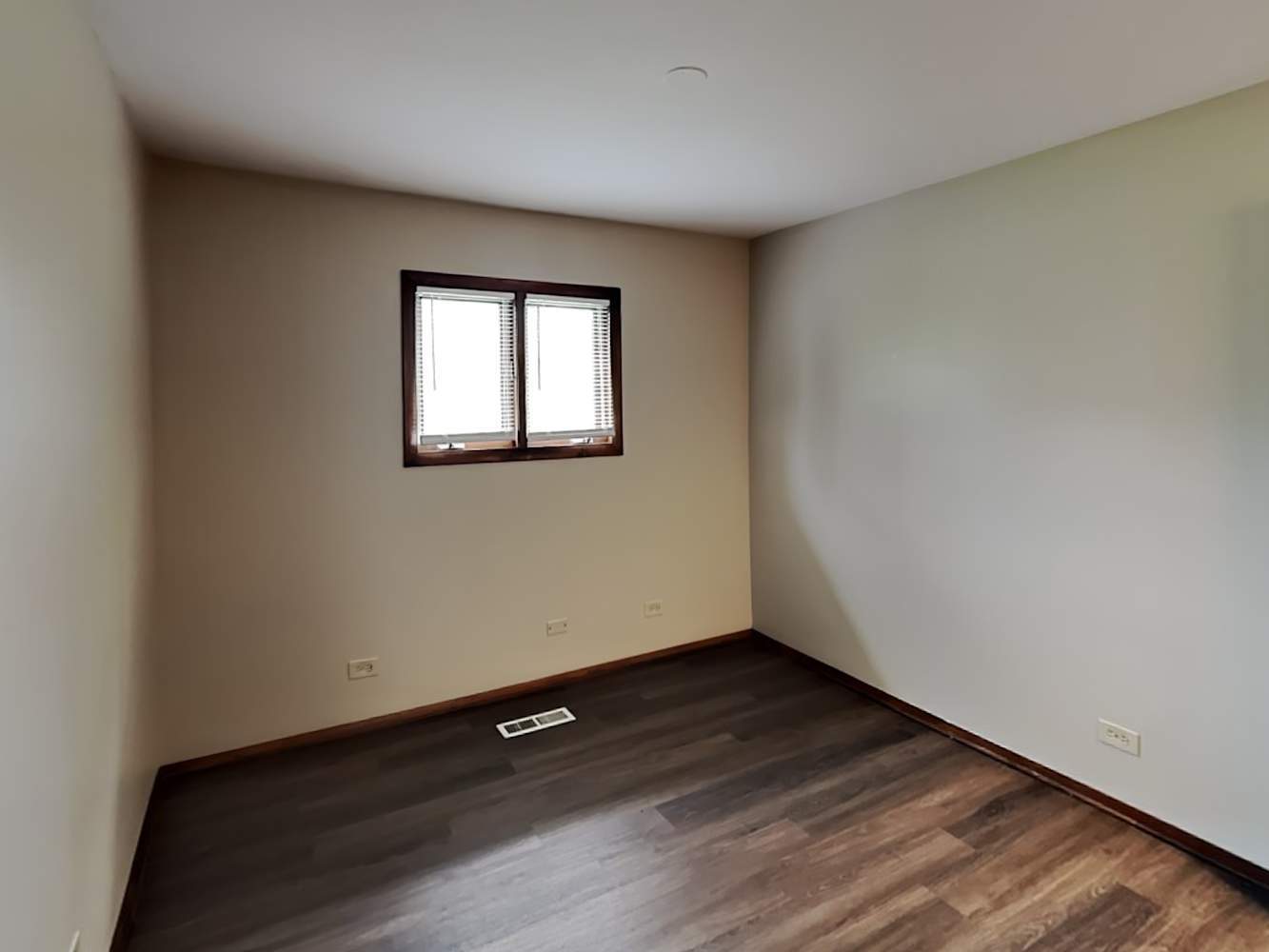 16400 Sherwood Drive, Orland Park, IL 60462