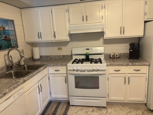1133 S Finley Road #410, Lombard, IL 60148