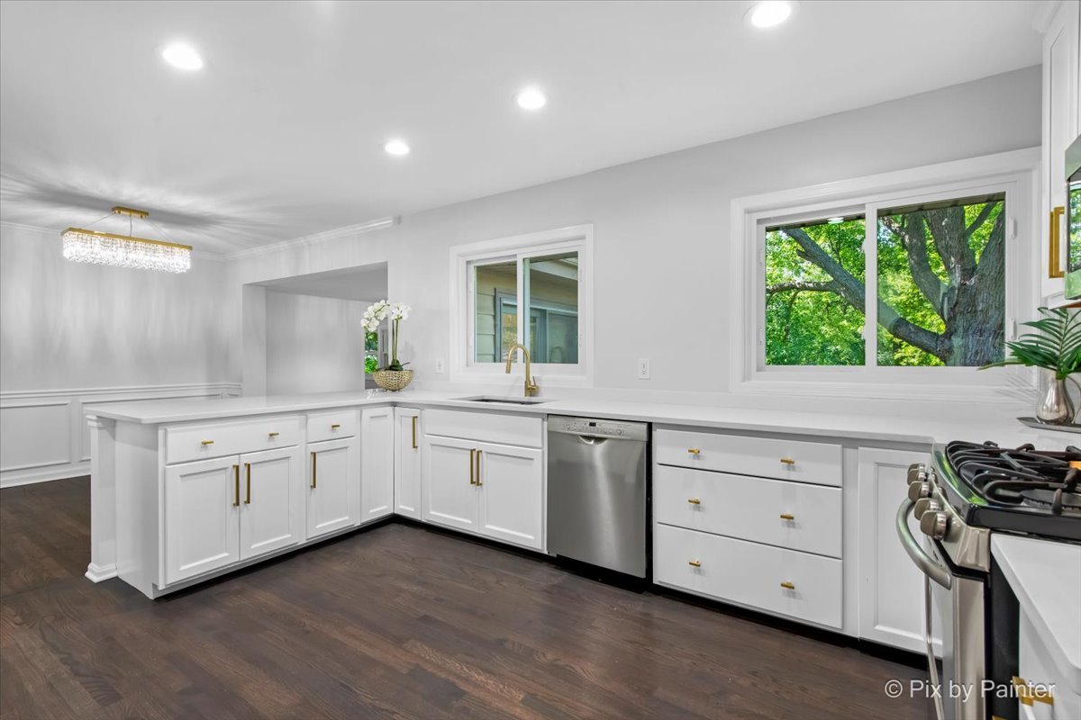 70 Ela Road, Inverness, IL 60067