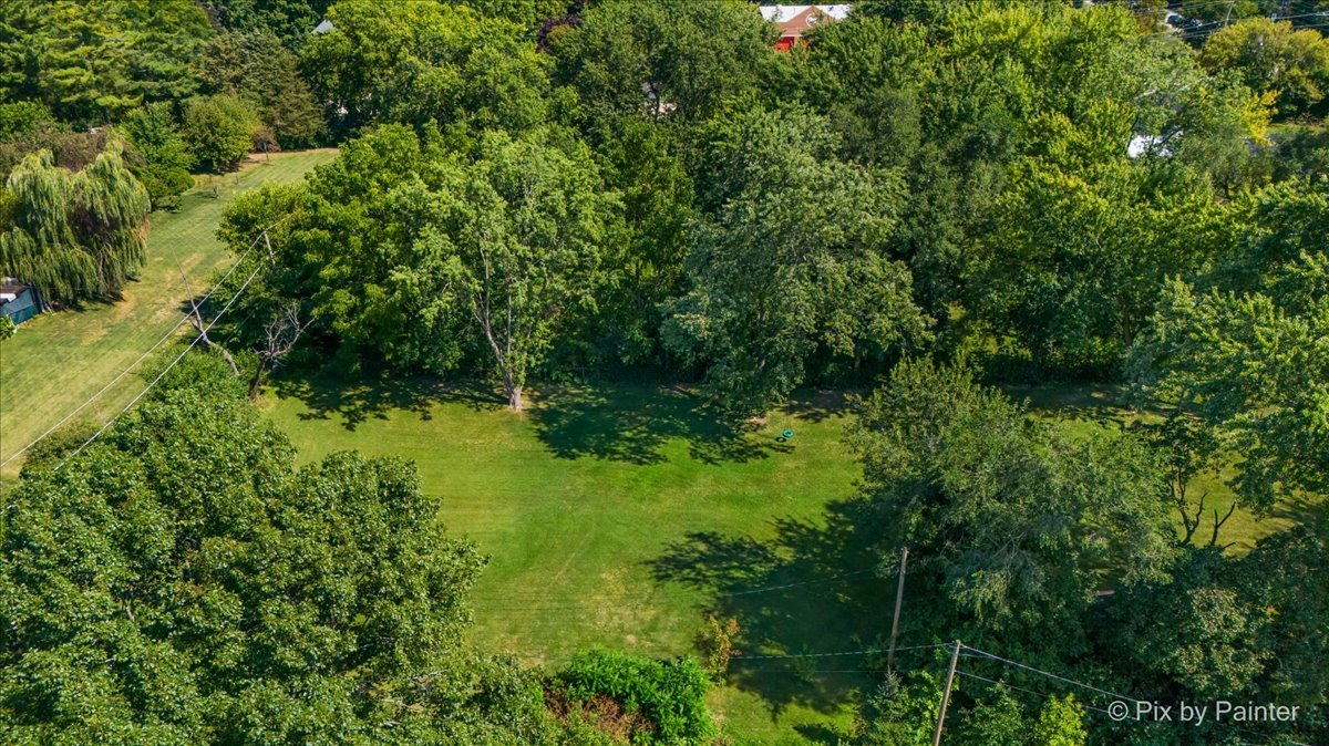 70 Ela Road, Inverness, IL 60067
