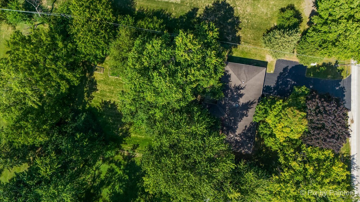 70 Ela Road, Inverness, IL 60067