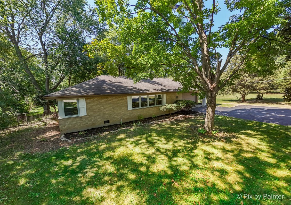 70 Ela Road, Inverness, IL 60067