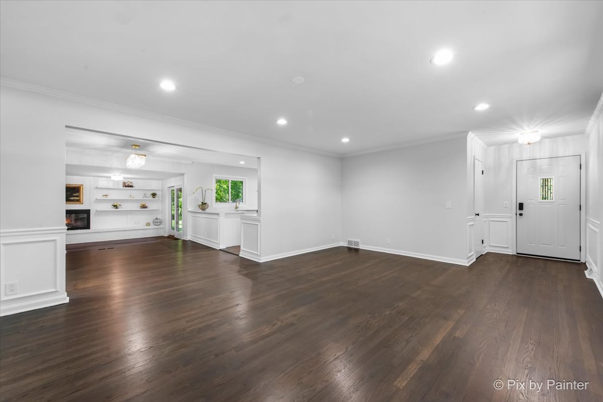70 Ela Road, Inverness, IL 60067