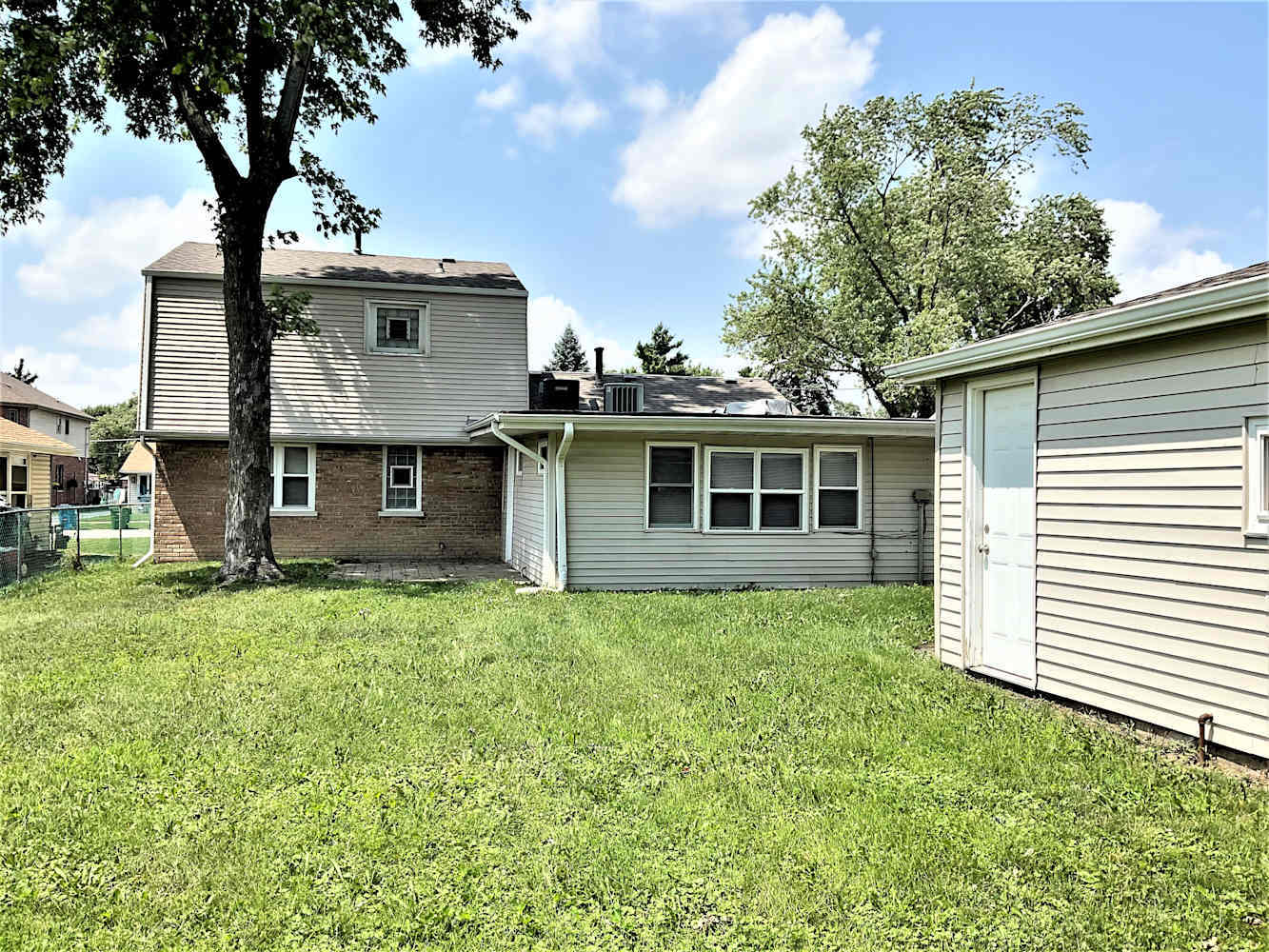 4949 Paxton Road, Oak Lawn, IL 60453
