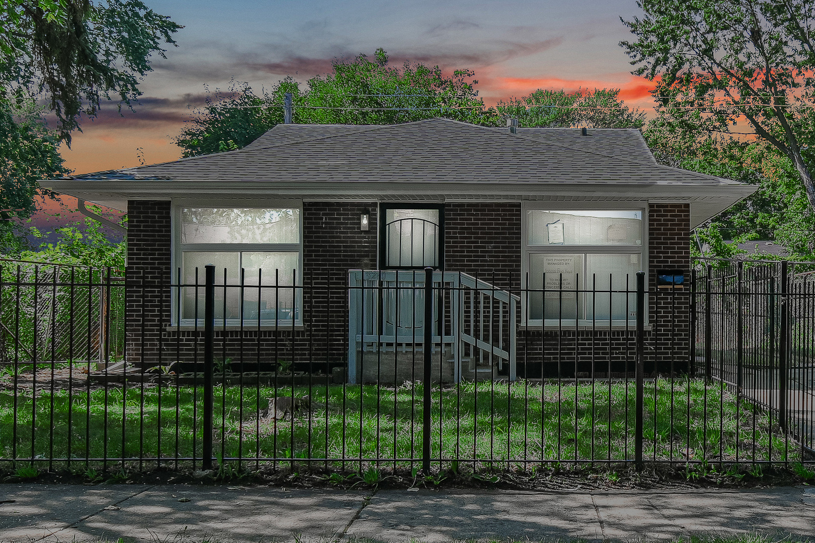 13240 S Saint Lawrence Avenue, Chicago, IL 60827