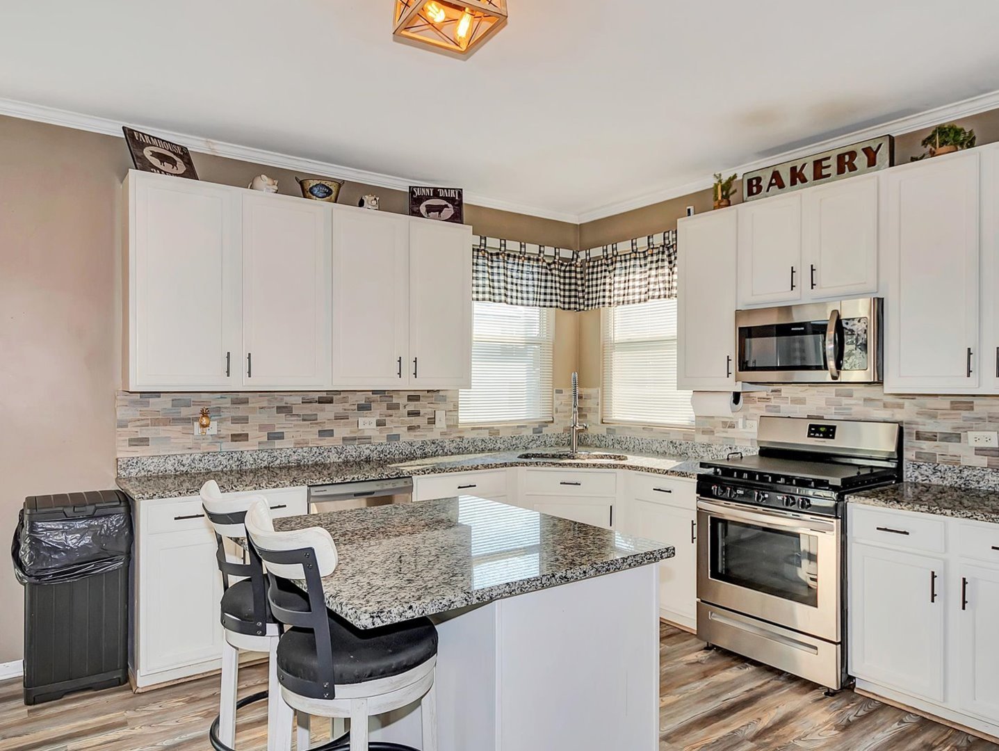 1418 Fitzer Drive, Joliet, IL 60431