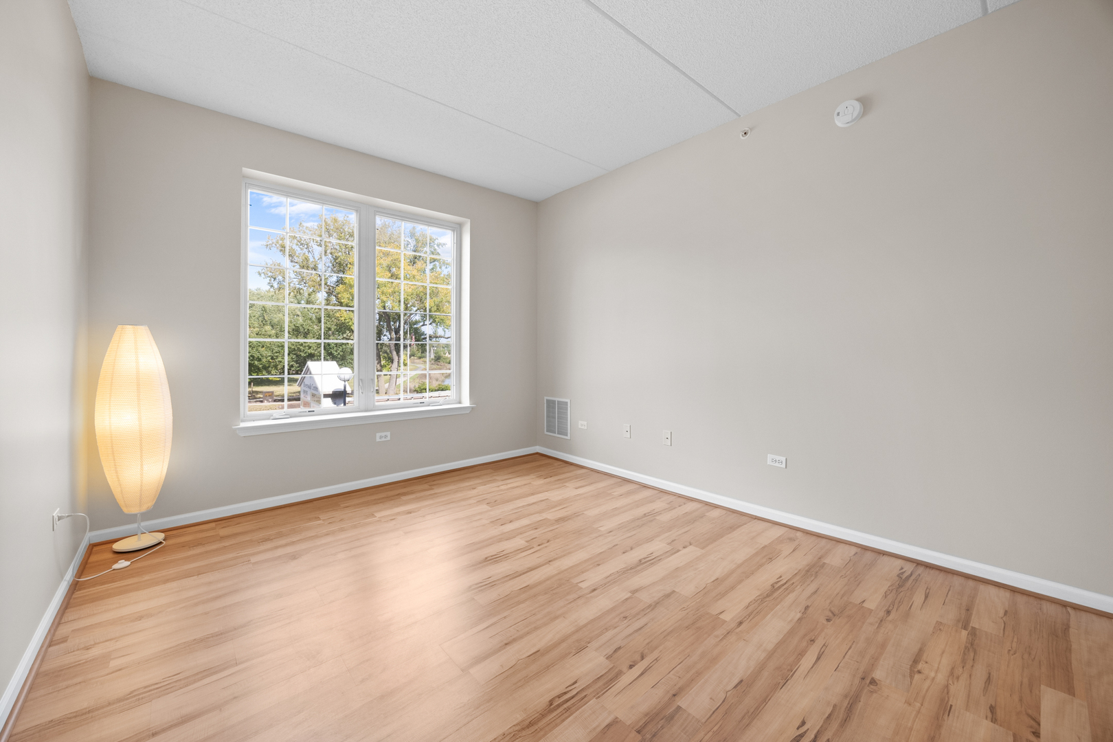 3400 Wellington Court #204, Rolling Meadows, IL 60008