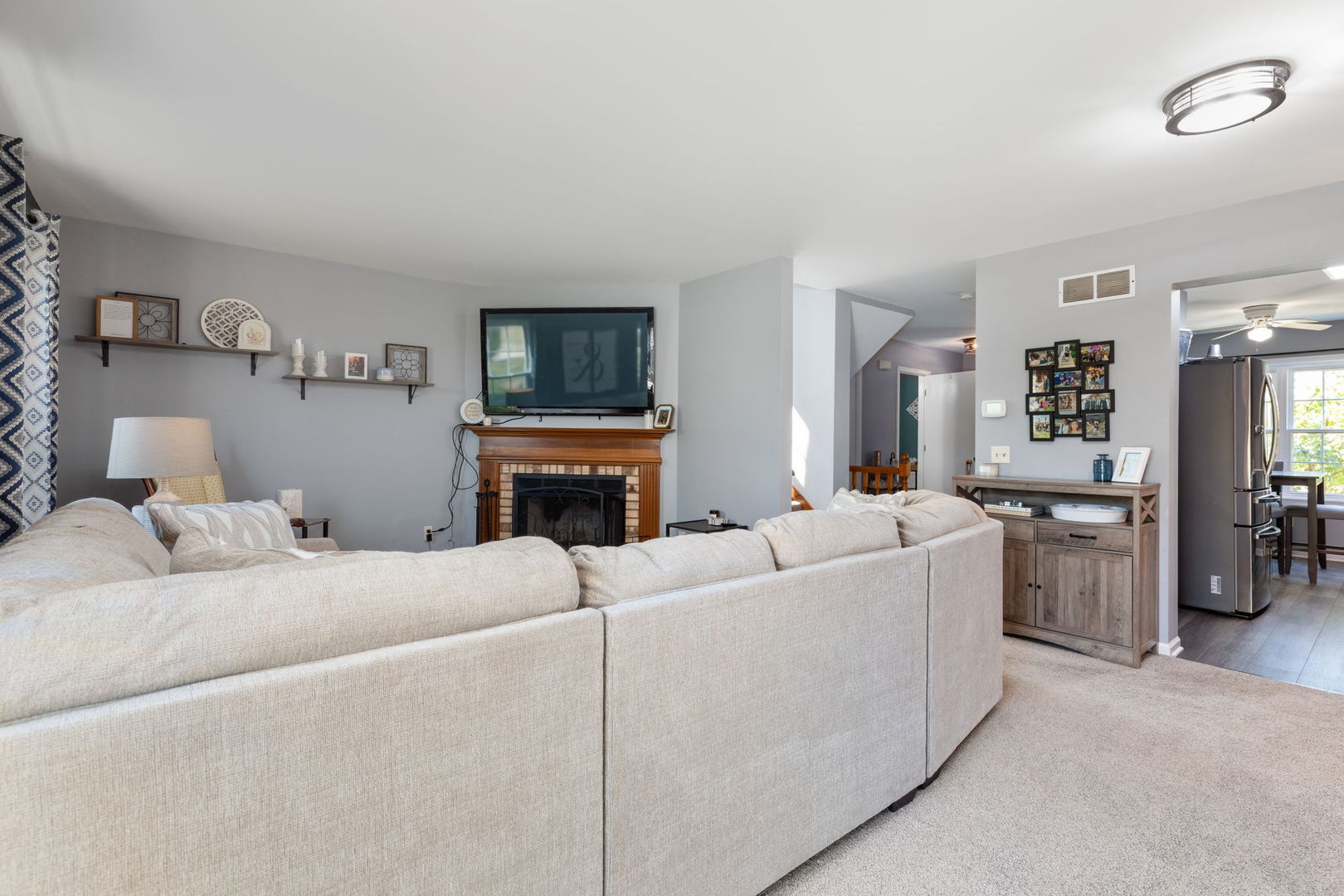 1623 Delaware Court, Geneva, IL 60134