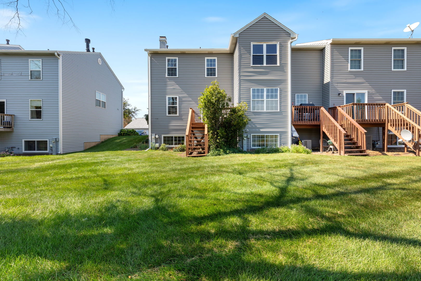 1623 Delaware Court, Geneva, IL 60134