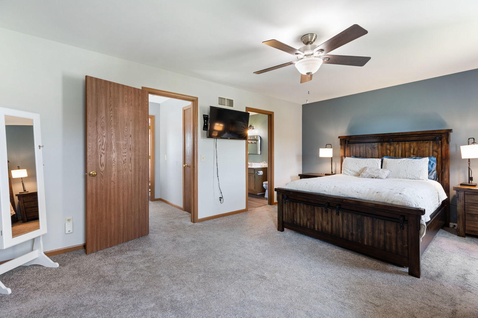 1623 Delaware Court, Geneva, IL 60134