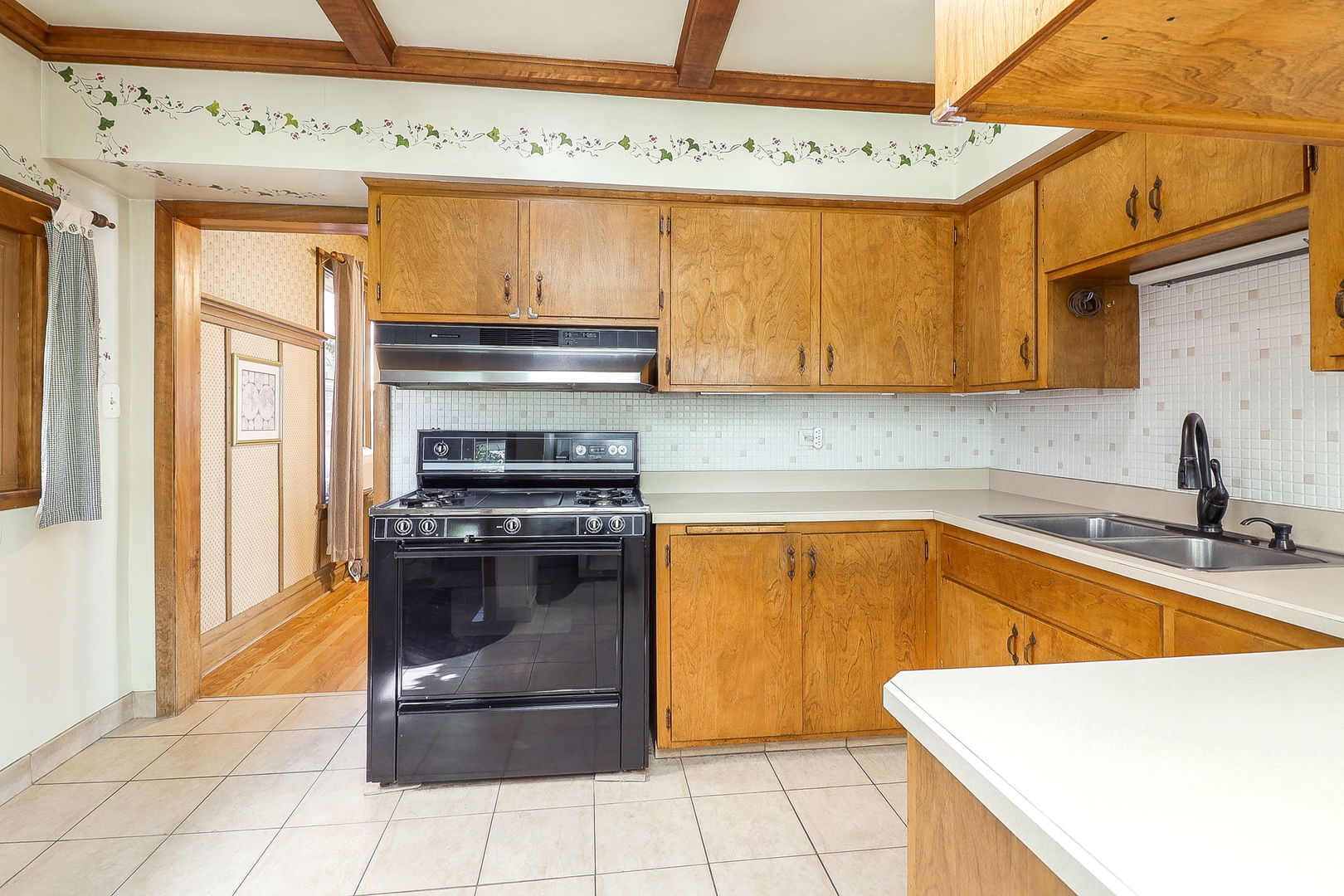 3420 Grove Avenue, Berwyn, IL 60402