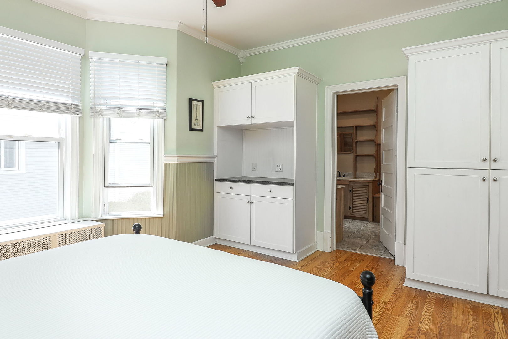 3420 Grove Avenue, Berwyn, IL 60402