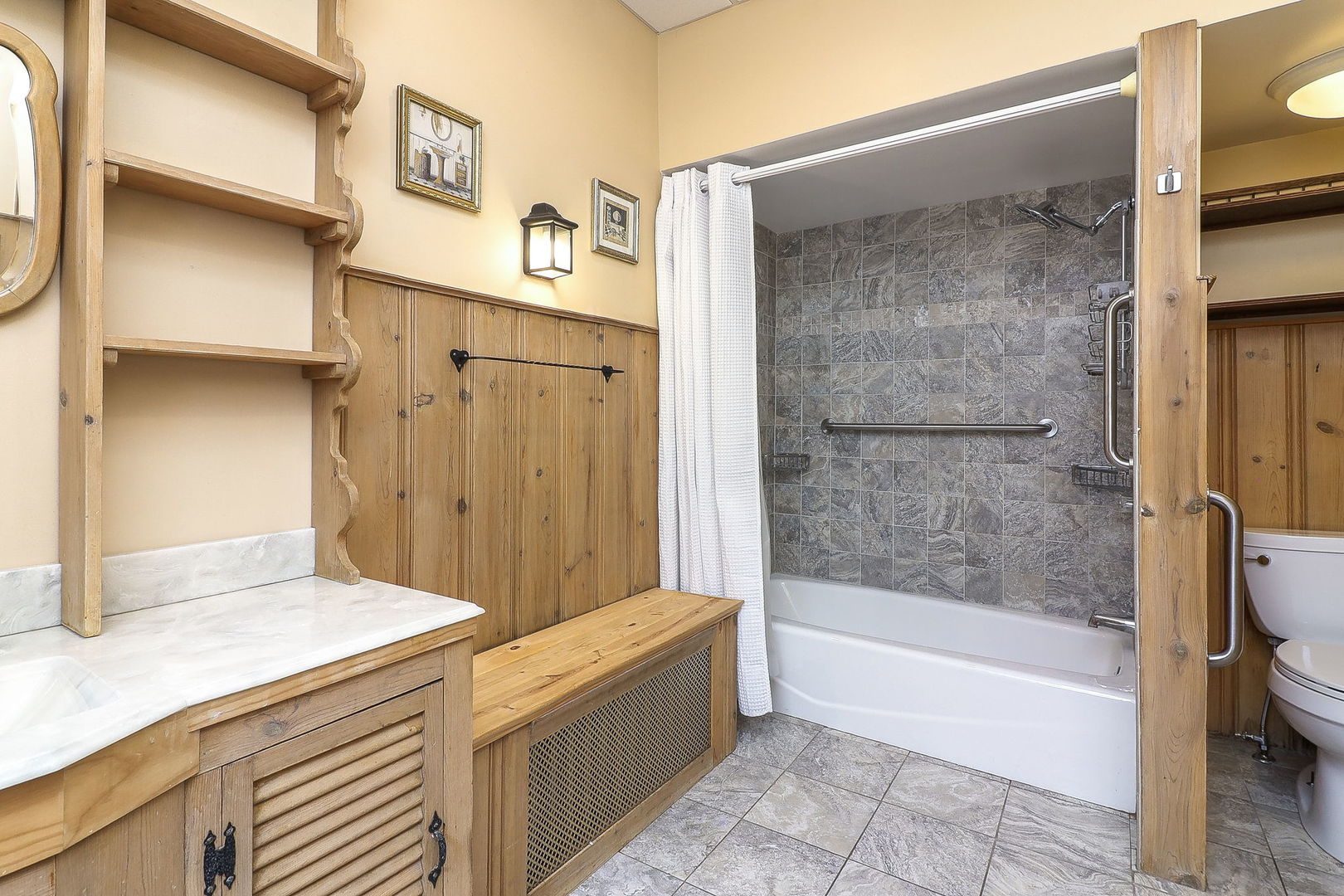 3420 Grove Avenue, Berwyn, IL 60402