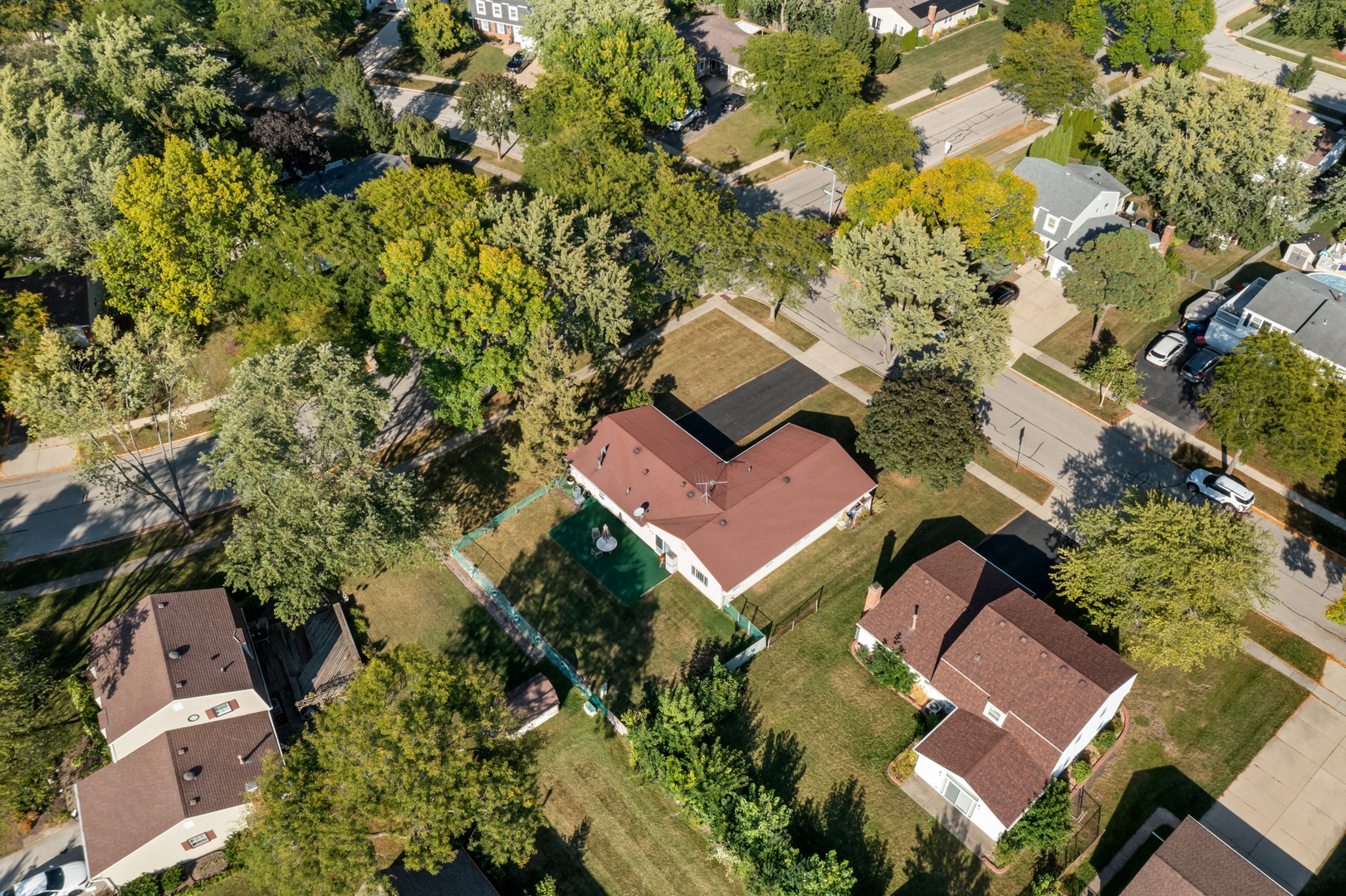 20 Emerson Drive, Schaumburg, IL 60194