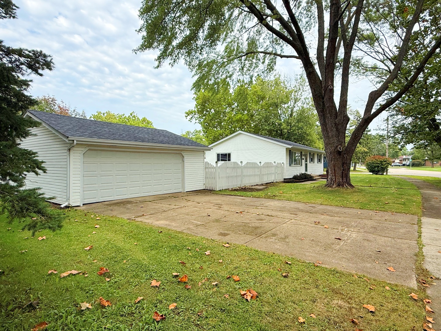 1106 Shoals Drive, Lockport, IL 60441