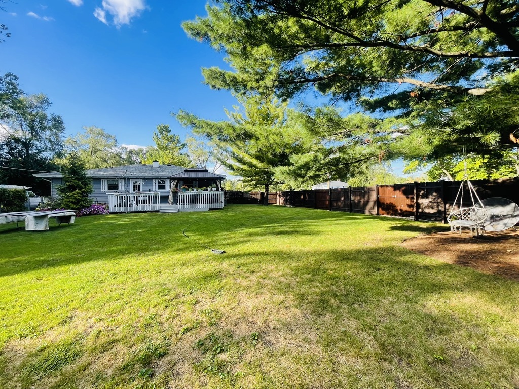 3409 Glen Flora Avenue, Gurnee, IL 60031