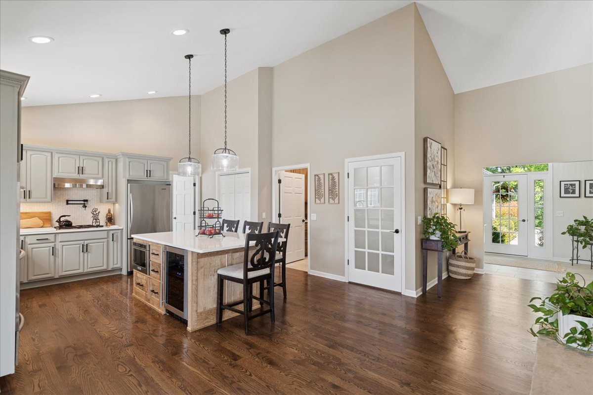 920 S Teut Road, Burlington, WI 53105