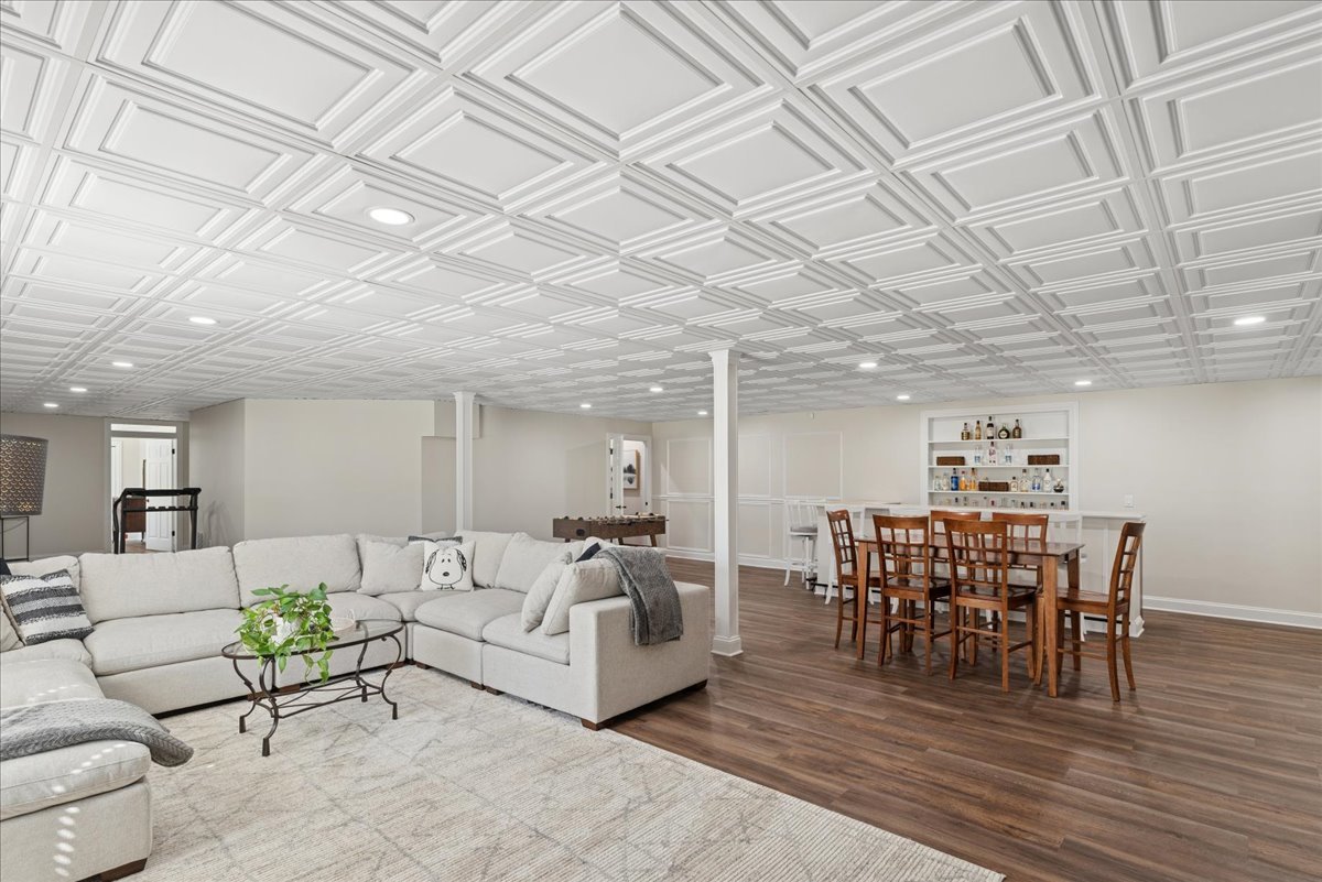 920 S Teut Road, Burlington, WI 53105