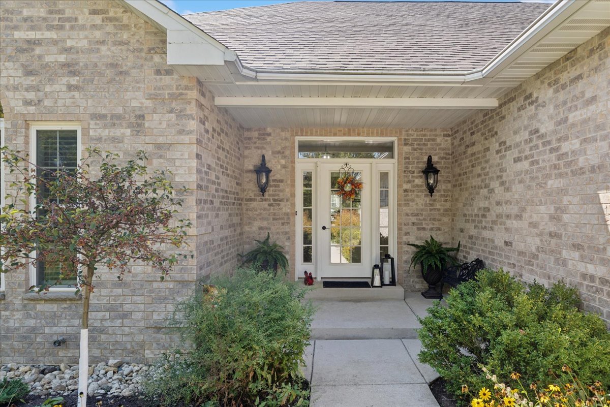 920 S Teut Road, Burlington, WI 53105
