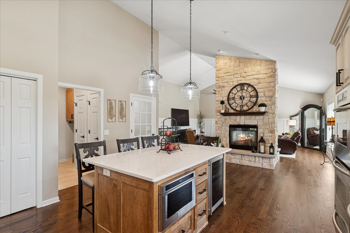 920 S Teut Road, Burlington, WI 53105