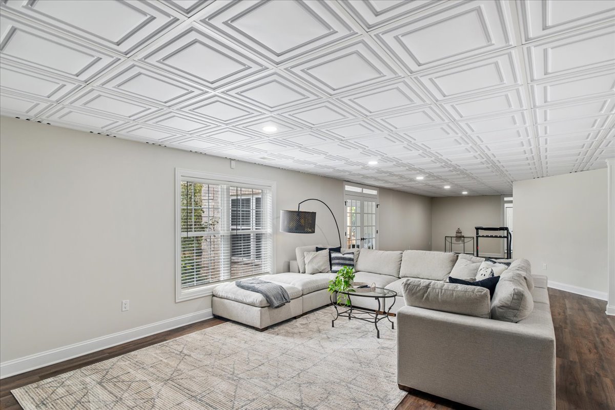 920 S Teut Road, Burlington, WI 53105