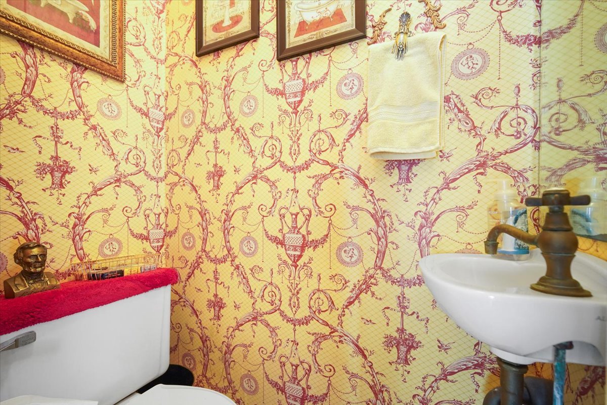 9 Broadway Place, Normal, IL 61761