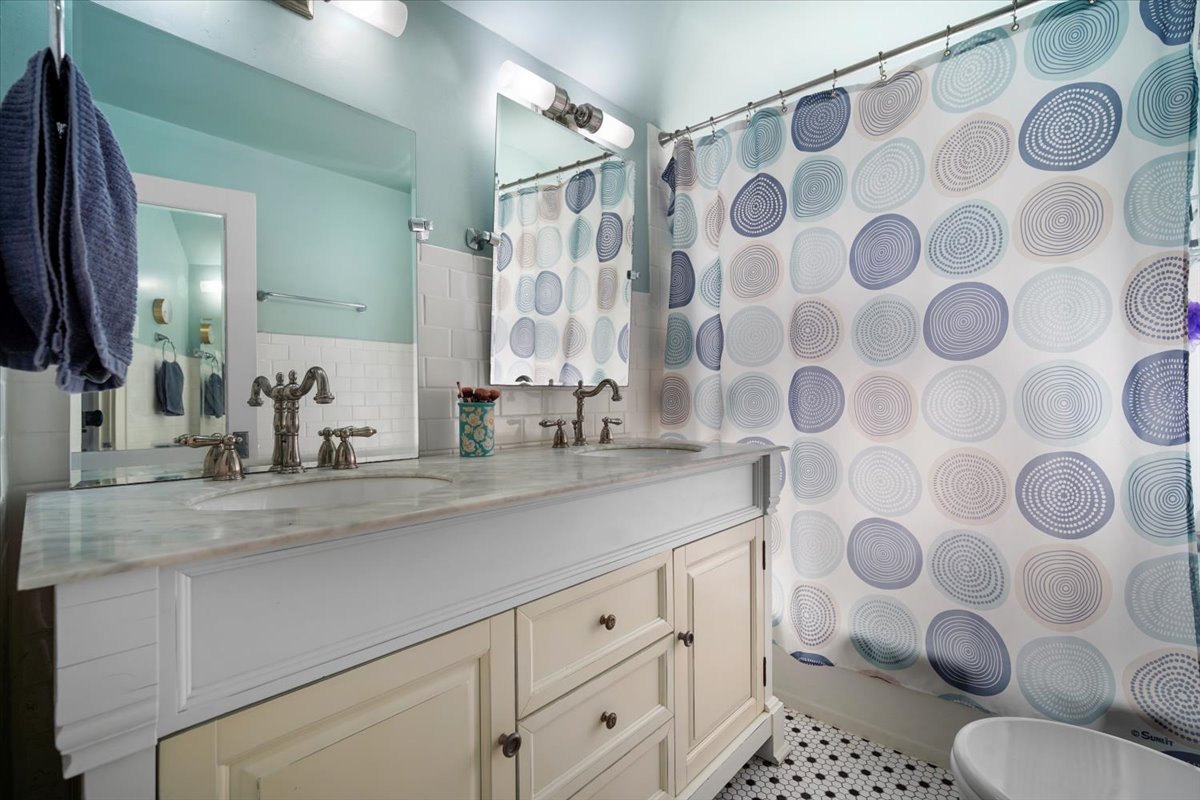 9 Broadway Place, Normal, IL 61761