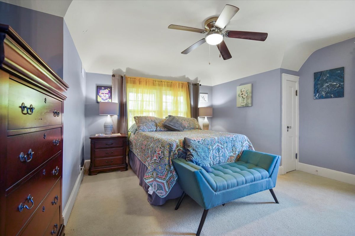 9 Broadway Place, Normal, IL 61761