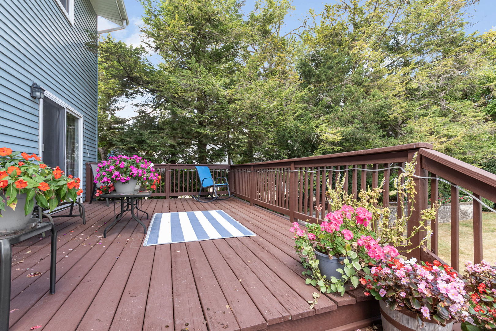 829 E Evergreen Street, Wheaton, IL 60187