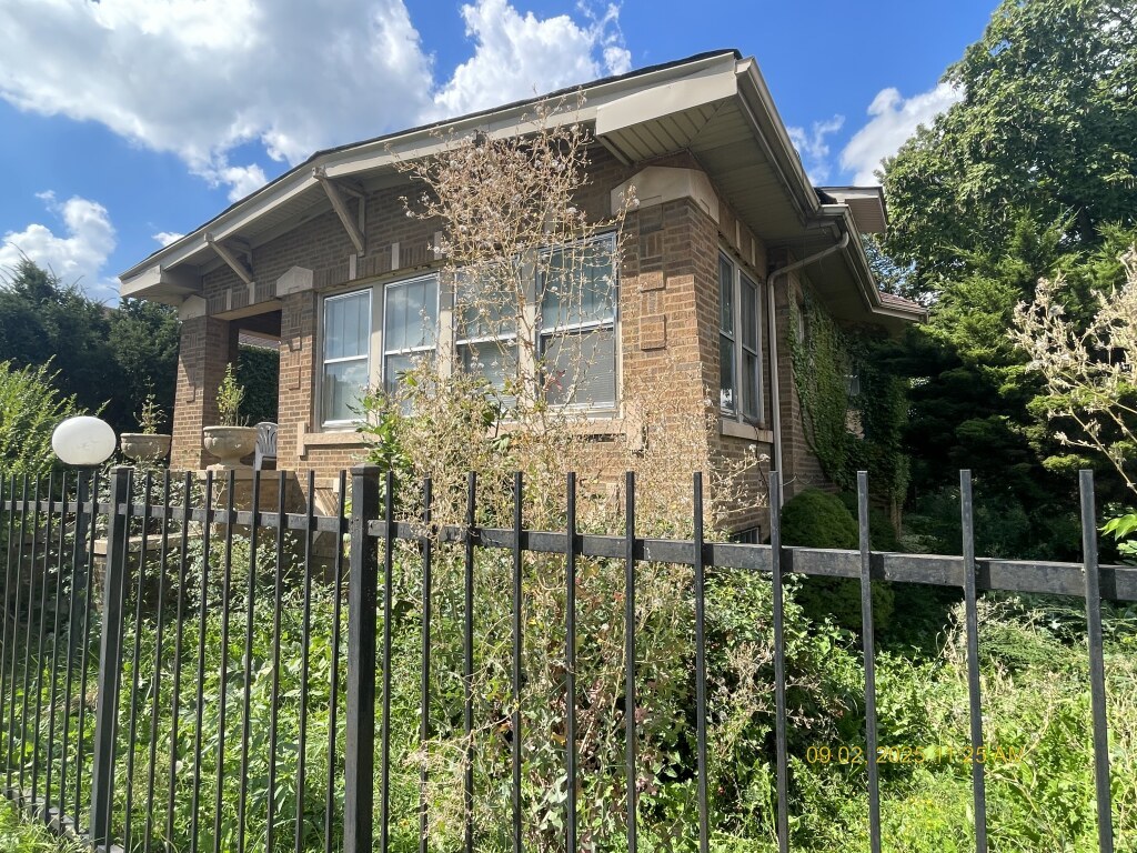7936 S Laflin Street, Chicago, IL 60620