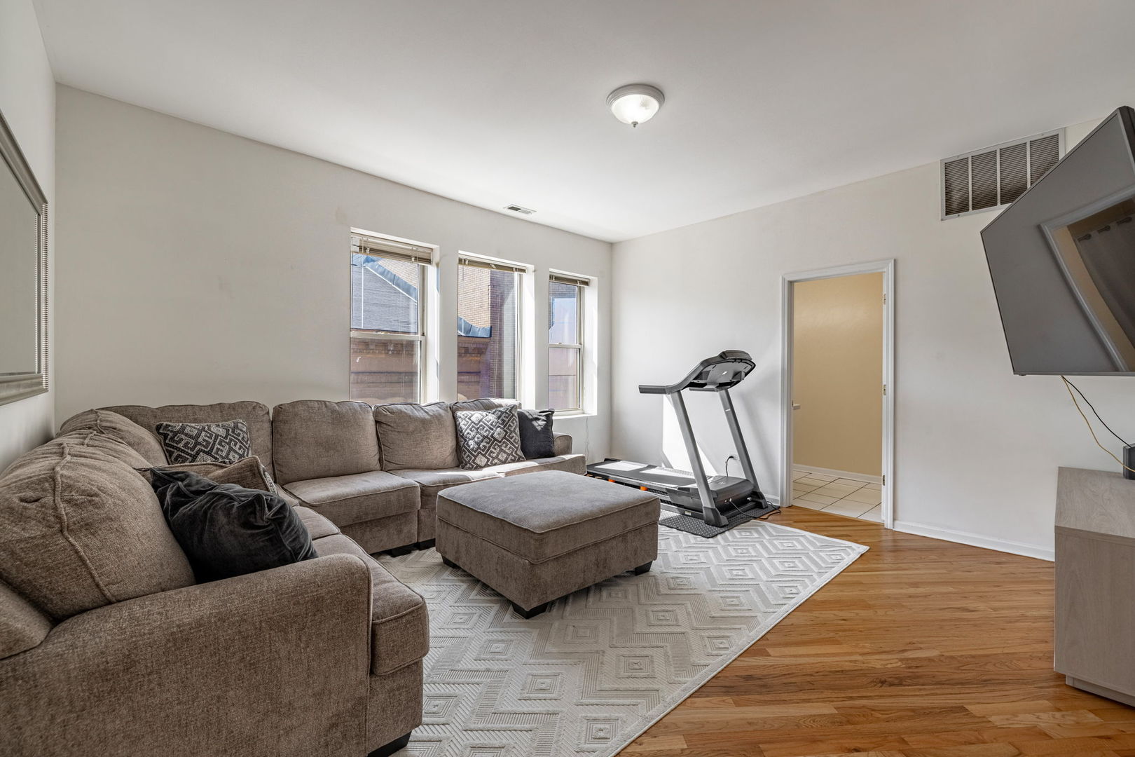 6148 S Woodlawn Avenue #3A, Chicago, IL 60637