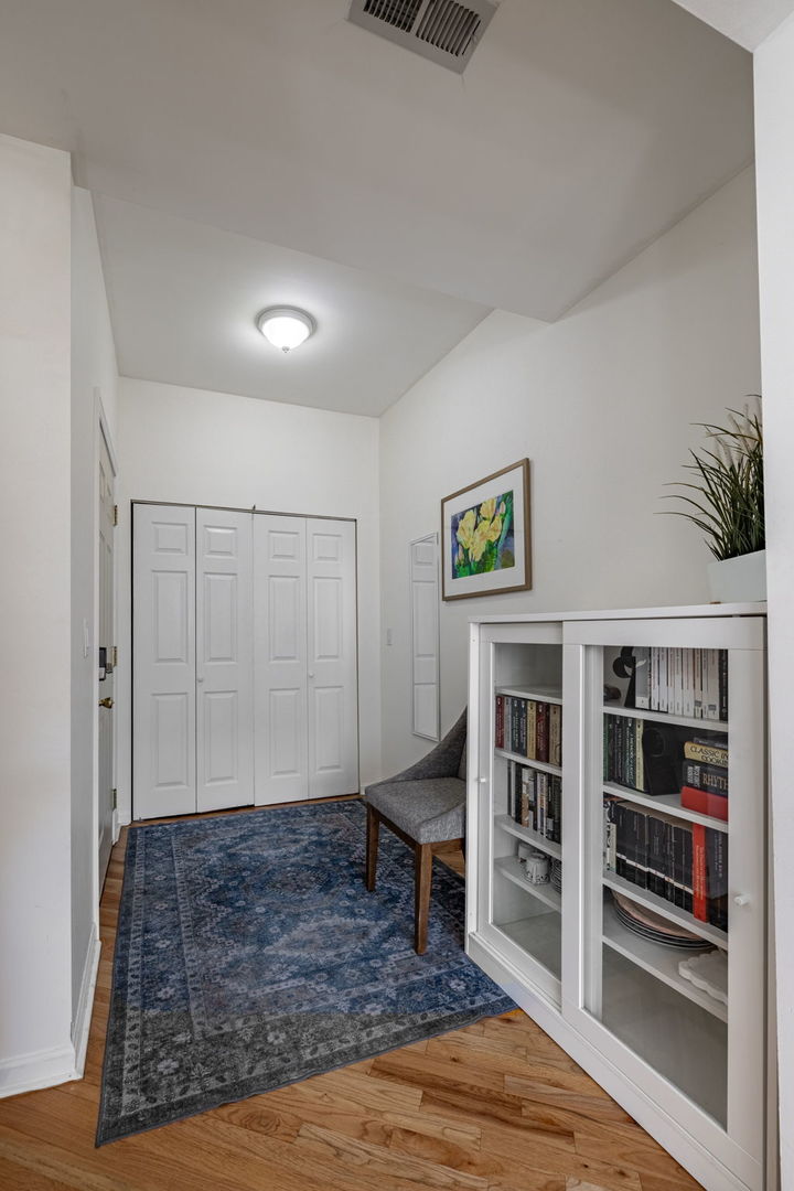 6148 S Woodlawn Avenue #3A, Chicago, IL 60637