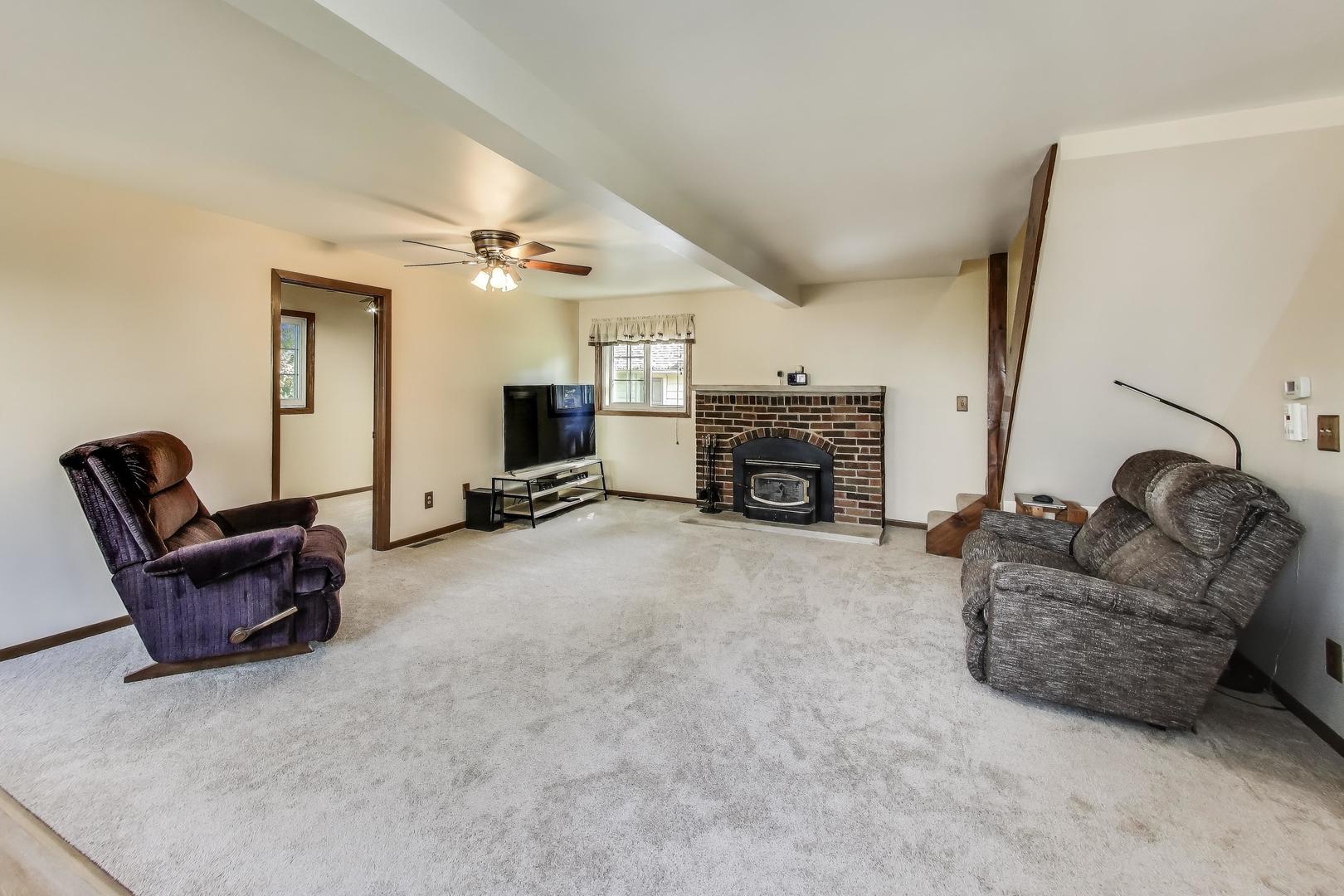 3618 Burton Trail, Crystal Lake, IL 60014
