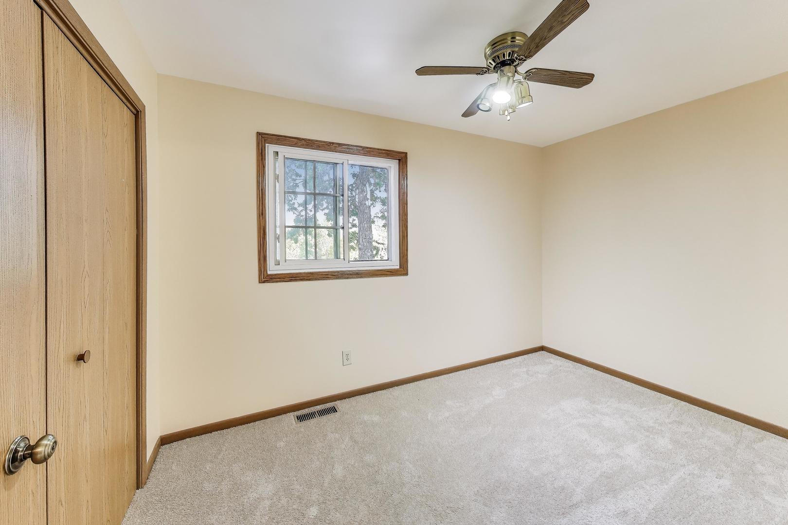 3618 Burton Trail, Crystal Lake, IL 60014