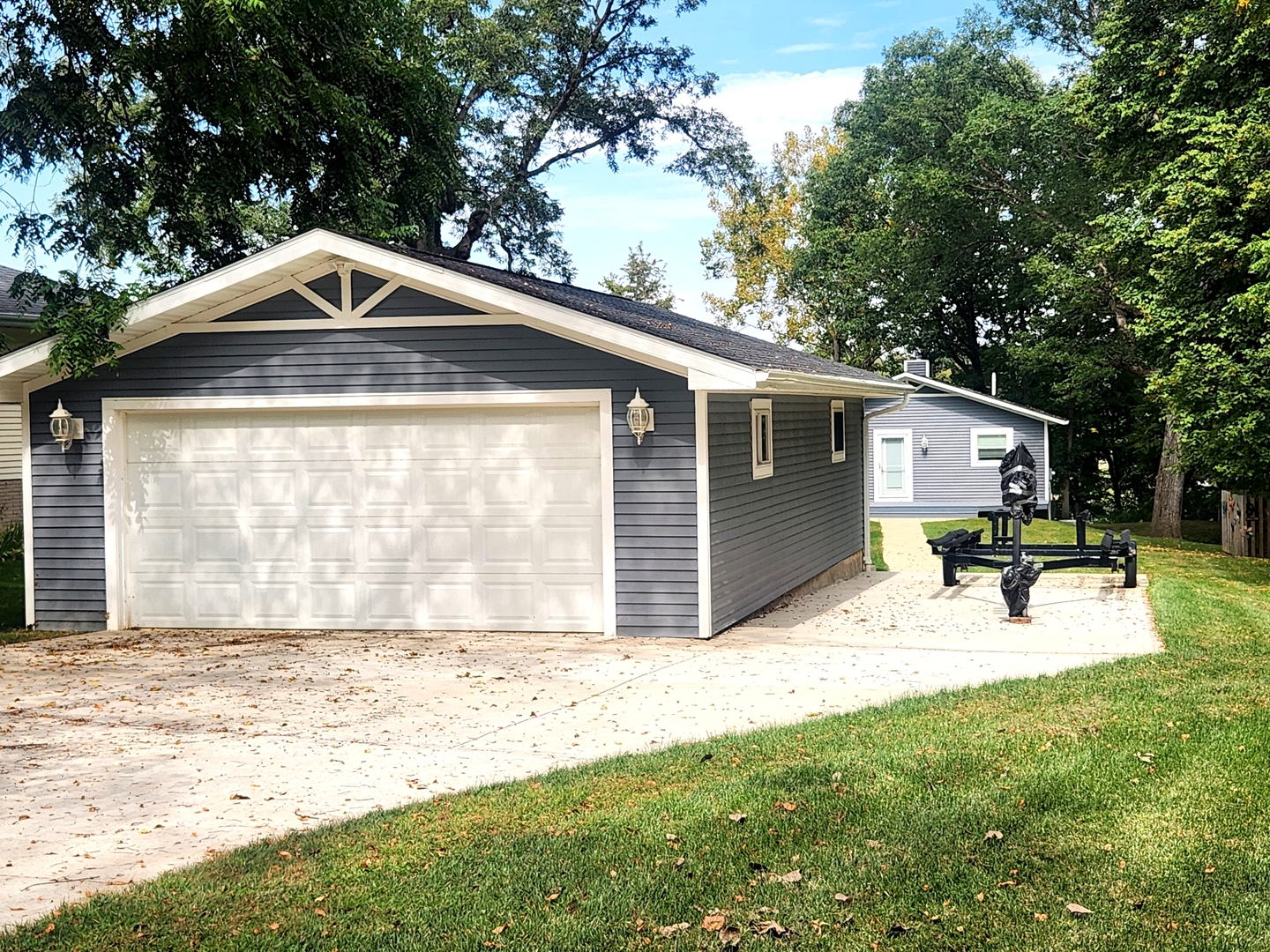 1423 Shoreline Drive, Varna, IL 61375