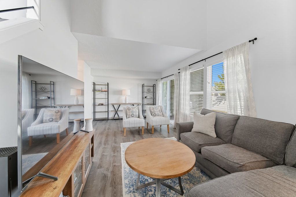 8040 160th Street, Tinley Park, IL 60477