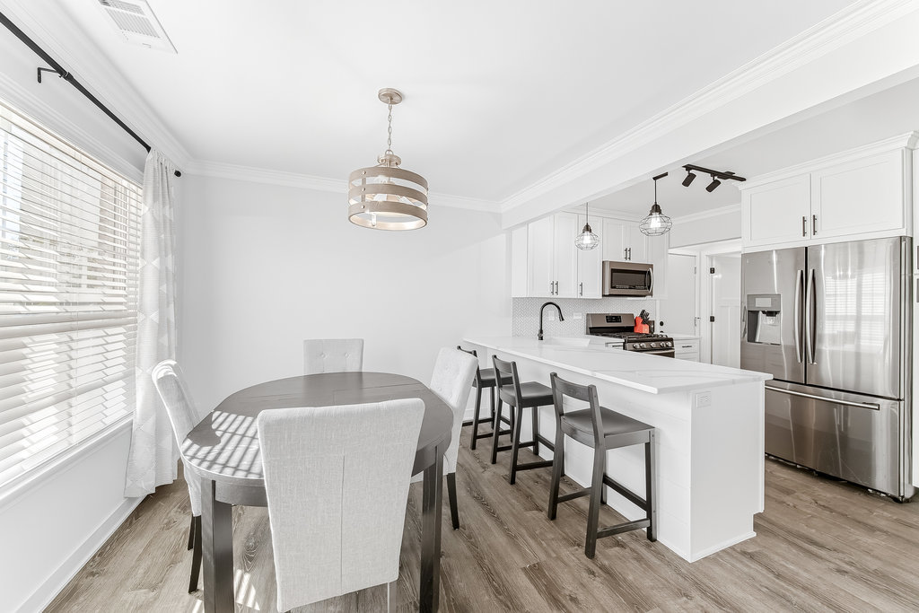 8040 160th Street, Tinley Park, IL 60477