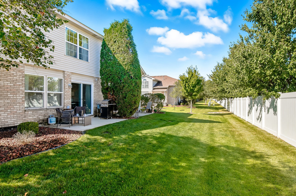 8040 160th Street, Tinley Park, IL 60477