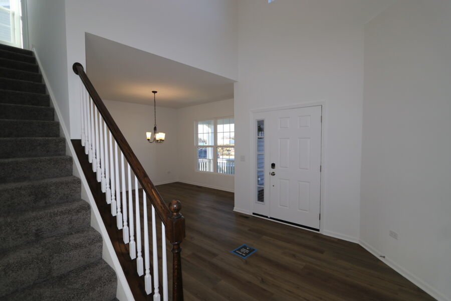 608 Henry Lane, Oswego, IL 60543