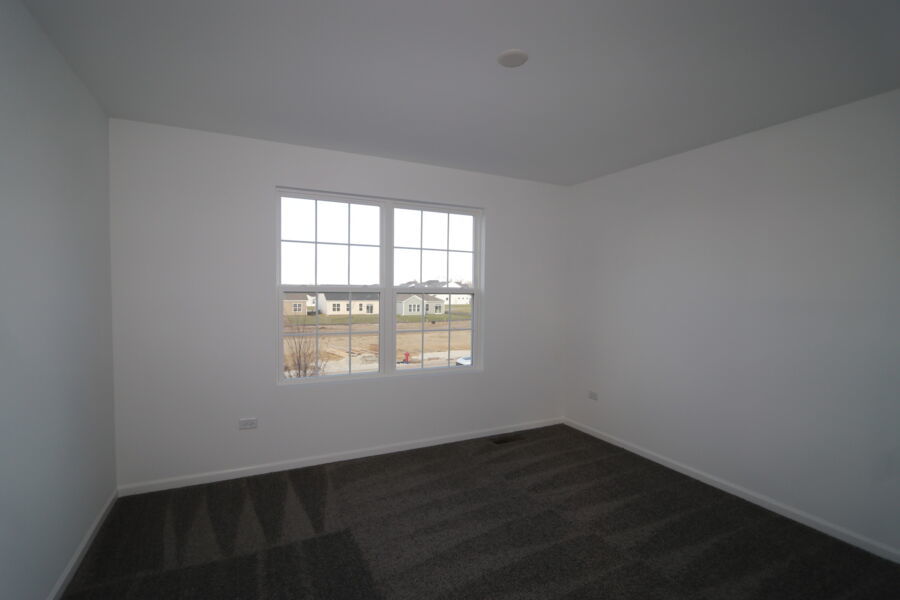 608 Henry Lane, Oswego, IL 60543