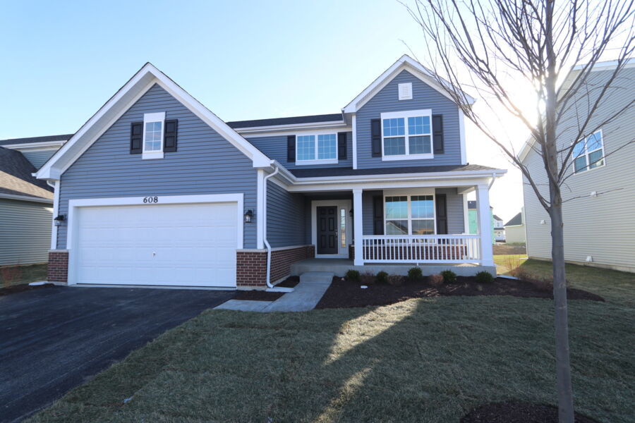 608 Henry Lane, Oswego, IL 60543